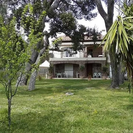 Le La Licorne Holiday home